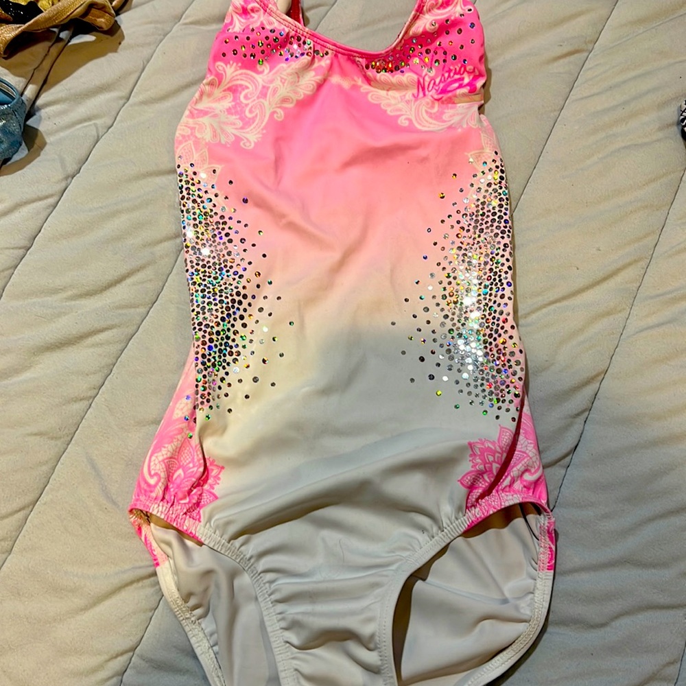 Gymnastics Leo adult small